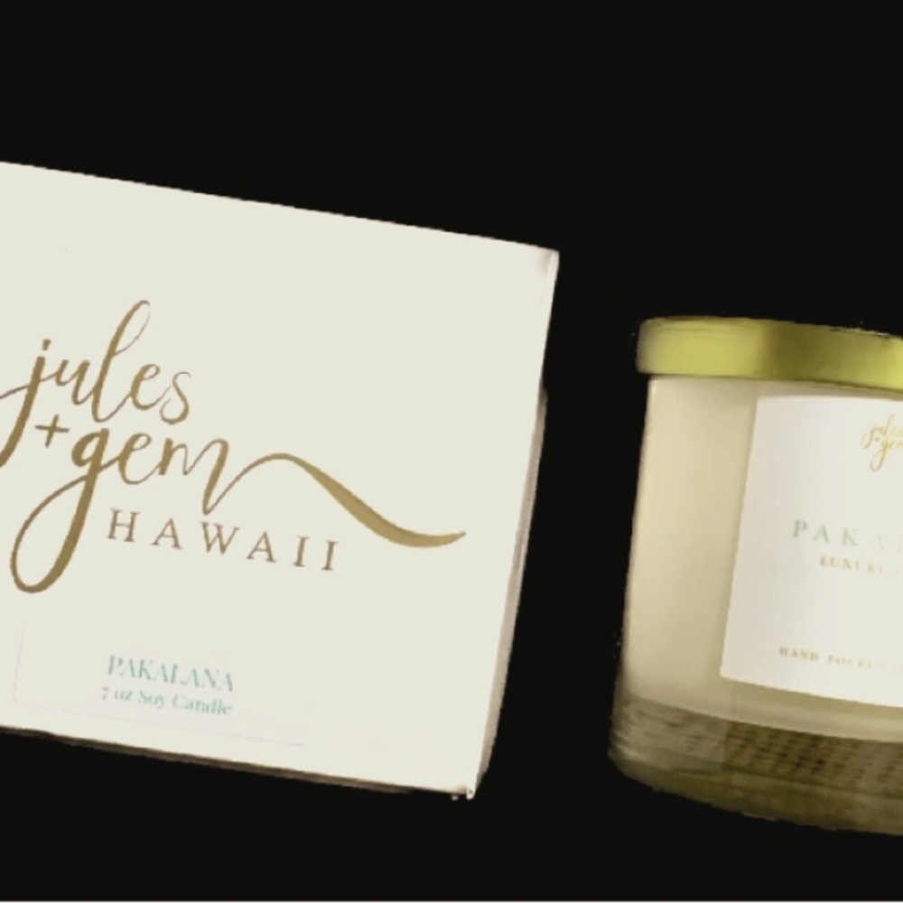 Jules & Gem Pakalana Hand Poured Soy Glass Candle Amazing Fragrance - Picture 3 of 7